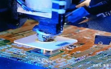 微電子科學(xué)與工程 芯片制造領(lǐng)域的人才缺口與廣闊前景